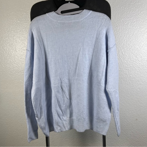 Vince Camuto Light Blue Crew Neck Sweater Size XS - Picture 6 of 9